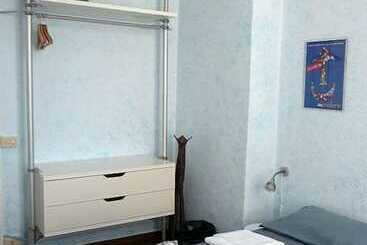 Отель Bed & Breakfast 3b