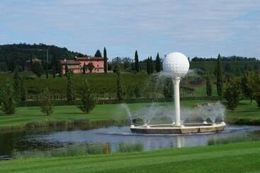 בית מלון כפרי La Tavernetta Al Castello