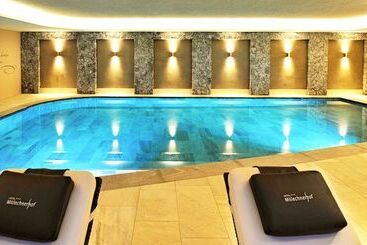 هتل Mitlechnerhof