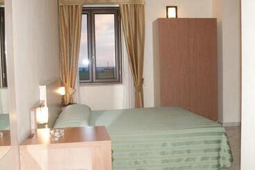 Отель Onda Bleu