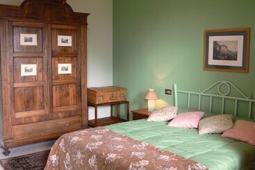 בית מלון כפרי Bed & Breakfast Villa Sensi