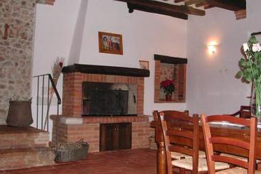 Hotell Casale Il Colombaio Di Toiano