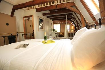 هتل Frederik Park House