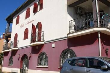 ホテル Villa Armin