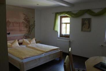 Отель Pension Mühlrad
