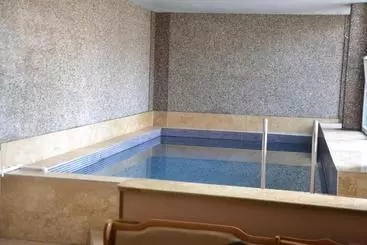 Nur Hotel & Resort