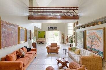 Pansiyon Chester Avenue Bed & Breakfast