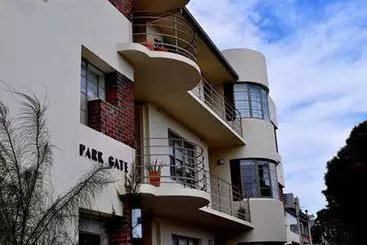 Albert Park Apartments