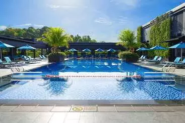 ホテル Hilton Kota Kinabalu