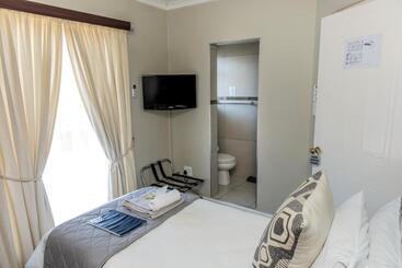 Pension (Hôtel basse catégorie) Plattekloof Premium Lodge