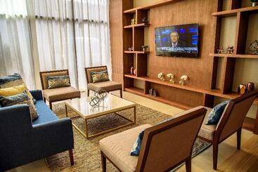 فندق Hampton Inn By Hilton Piedras Negras