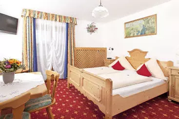 Hotel Ferienhaus Und Landhaus Berger