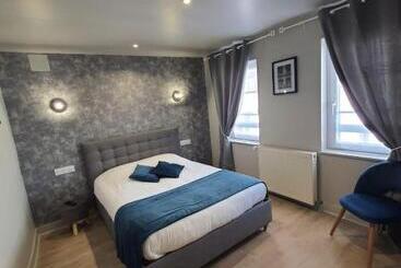 ホテル New Windsor