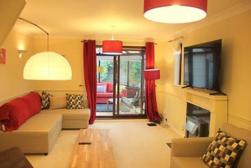 Apartamentos turísticos Apple Tree House