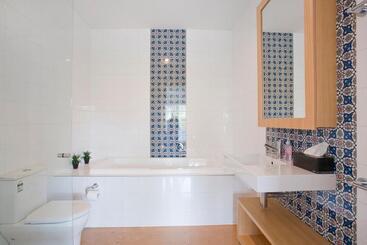 דירות לתיירים Four Kings 3