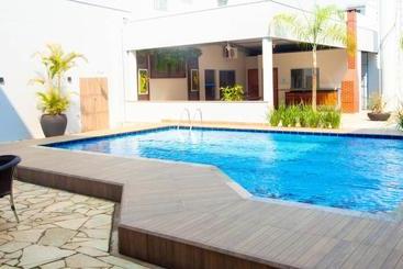 בית מלון כפרי Valerius Palace