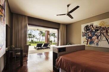 Under The Stars Luxury Apartments