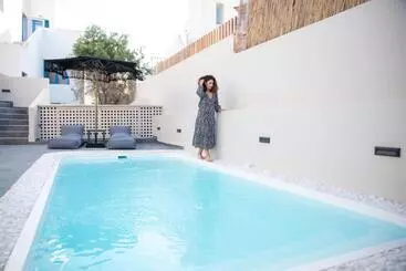 Pension  Aidani Luxurious Rooms