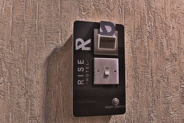 ホテル Rise Street Art