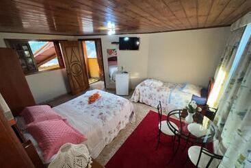 Pensão Pousada Heron