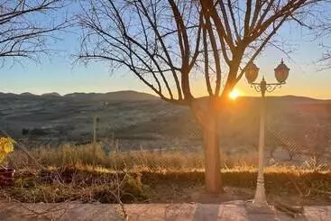 Huoneistohotelli Cuevas El Atochal Orígenes