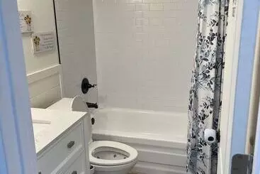 Majatalo Zenhomes In Brandon Near Tampa Valrico Seffner