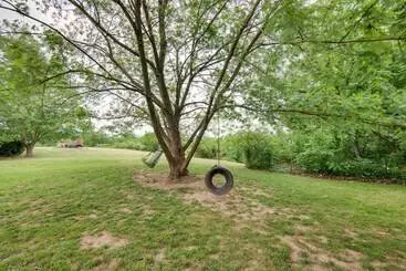 Mökkimajoitus Rural Dutch Country Retreat   Private Hot Tub