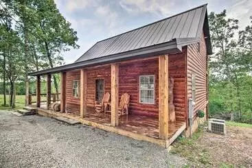 コテージ Secluded Log Cabin With Decks, Views & Lake Access