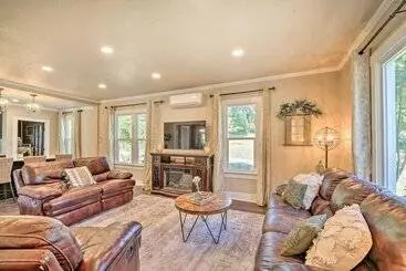 コテージ Beautiful Historic Home, Walk To Mineral Lake