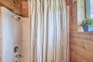 Mökkimajoitus Pet Friendly Cabin < 1 Mi To Panguitch Lake!