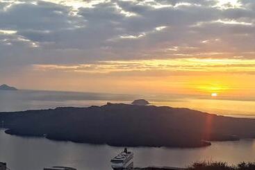 Pensione Cycladic Pleasure Houses By The Sea