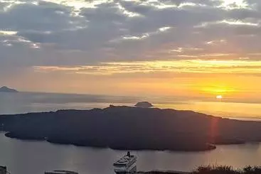 Majatalo Cycladic Pleasure Houses By The Sea