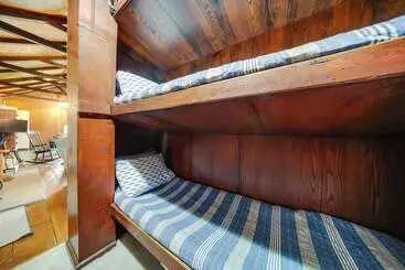 Custom Built Lakefront Cottage W/ Spacious Yard!