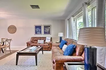 Mökkimajoitus Naples Paradise W/ Private Pool, 4 Mi To Beach!