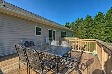 コテージ Shore Thing Bayfront House W/ Provided Kayaks!
