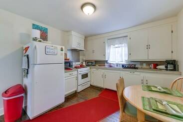 קוטג'' Spacious Retreat, 2 Miles To Tuskegee University