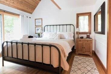 コテージ Wintergreen Resort Home ~ 2 Miles To Ski Slopes!