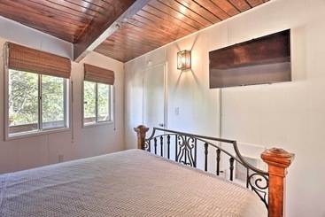 Сельский дом Lake Gregory Getaway: Cabin With Deck + Grill!