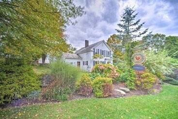 Gîte Rural Manchester Center Home W/ Green Mtn Views!