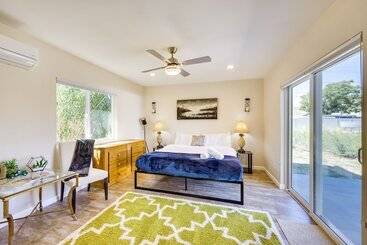 茅舍 Hot Tub & Pool: Joshua Tree Vacation Home!