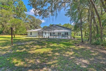 Dom wiejski Welcoming Citrus Springs Home W/ Heated Pool