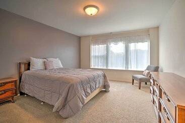 קוטג'' Manson Villa W/ Hot Tub ~ 1 Mi To Wineries!