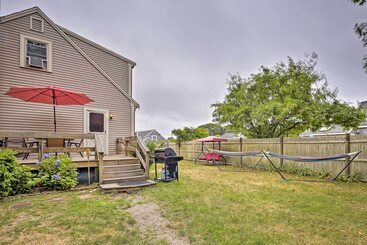 Hus på landet Pet Friendly West Yarmouth Home 1/2 Mi To Beach