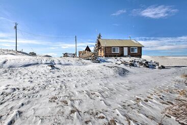 Hus på landet Remote Wolf Creek Cabin   Wide Open Spaces!
