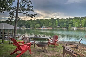 Casa Rurale Arcade Cove    Lake Martin Home W/ Private Dock!