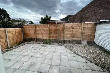 Mökkimajoitus Curzon House 2