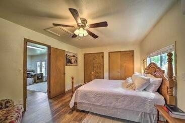 קוטג'' Walk To Lake: Historic Disney Home