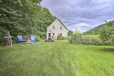 コテージ Historic Vermont Ski House W/ Mountain Views!