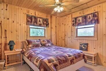 بيت ريفى Hurley Lakefront Hideaway W/ Fire Pit & Dock!