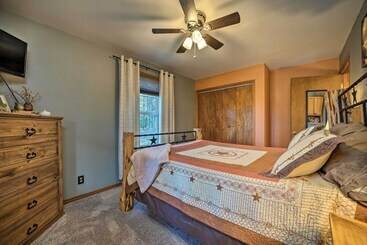 Vidéki Ház Serene Nashoba Cabin W/ Charcoal & Gas Grills